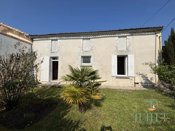 Maison de caractère avec double jardin à Breuillet, proche Royan - 3 chambres