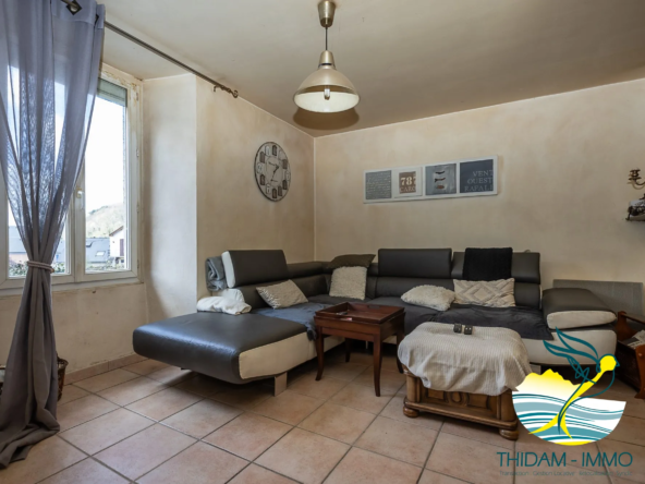 Maison à rénover avec jardin et garage à Saint-Pé-de-Bigorre