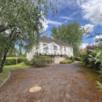 Maison T5 avec combles aménagés et sous-sol à Asnières les Bourges