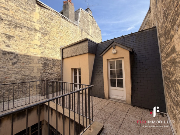 Appartement 47 m² avec terrasse en hyper centre de Caen – Calme et faibles charges