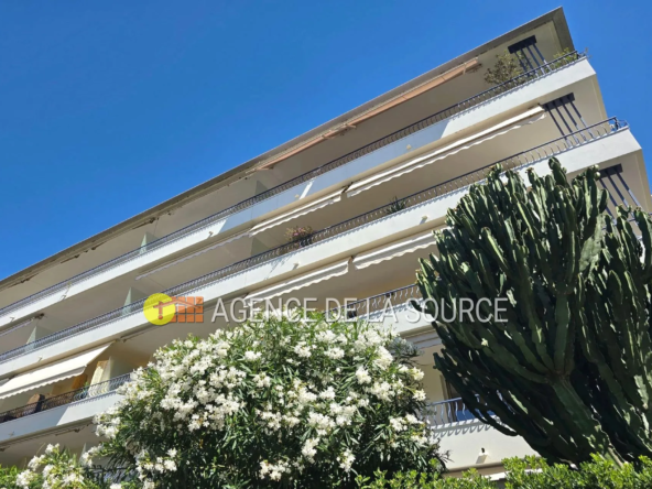 Studio à vendre à Cannes Basse Californie avec terrasse et parking sécurisé