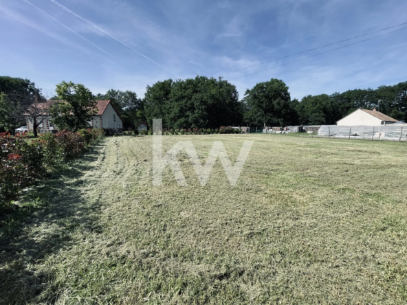 Terrain constructible de 672 m² à Fontaines-en-Sologne - Opportunité d'investissement