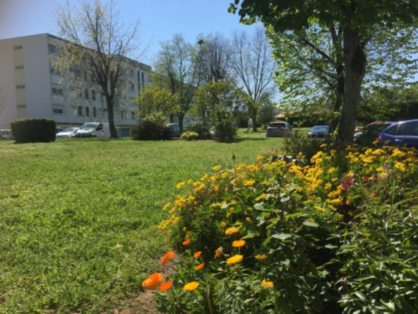 Vente Appartement T4 Lumineux avec Parc Privé à Carbon Blanc