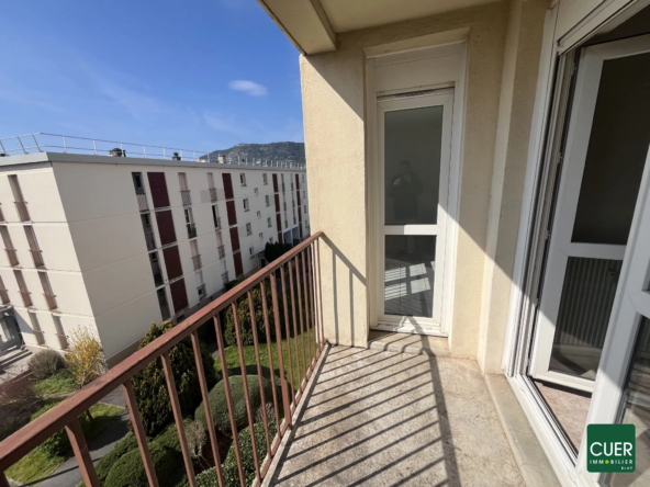 Appartement T3 à Guilherand-Granges avec balcon et cave - Investissez ou vivez