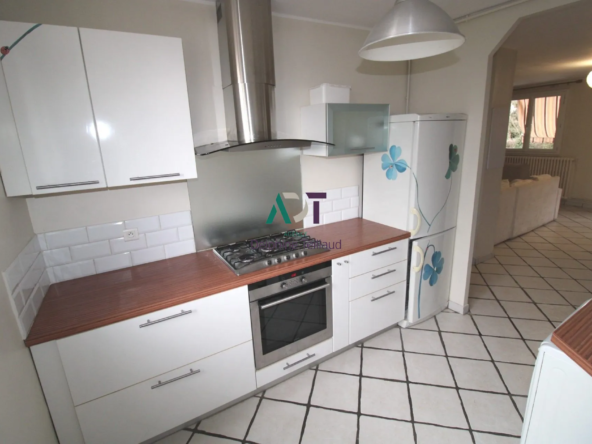 A vendre appartement 3 pièces à Grenoble, proximité centre-ville et hôpital