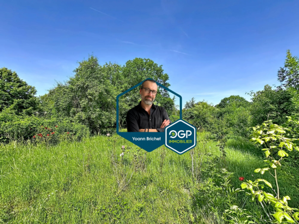 Terrain constructible de 380 m² à Azas, proche commodités