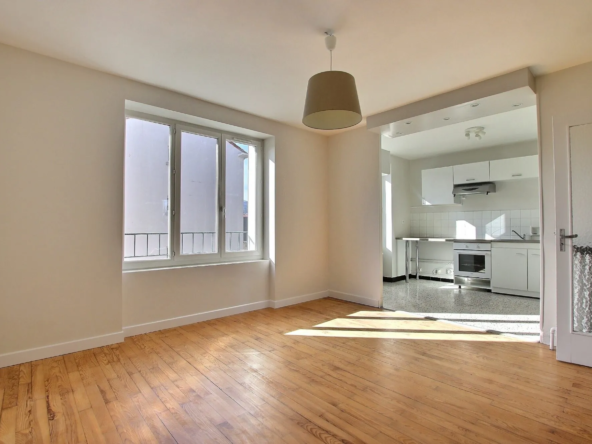 Appartement T2 à Clermont-Ferrand proche commodités - Idéal investisseur ou Primo-accédant