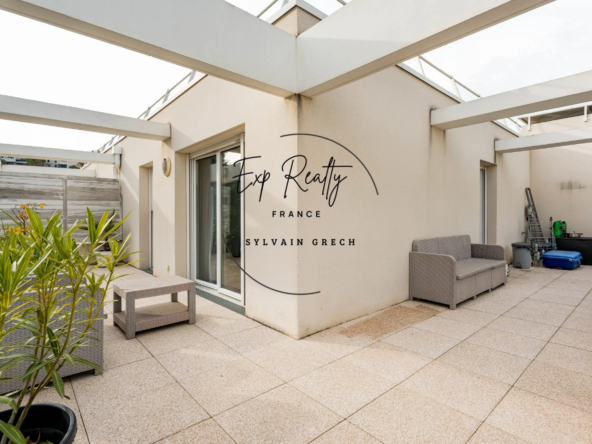 Splendide appartement T2 dernier étage avec terrasse et parking à Marseille