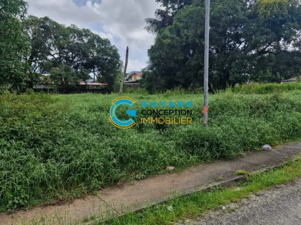 Terrain constructible de 709 m² à Matoury, Guyane - Opportunité rare