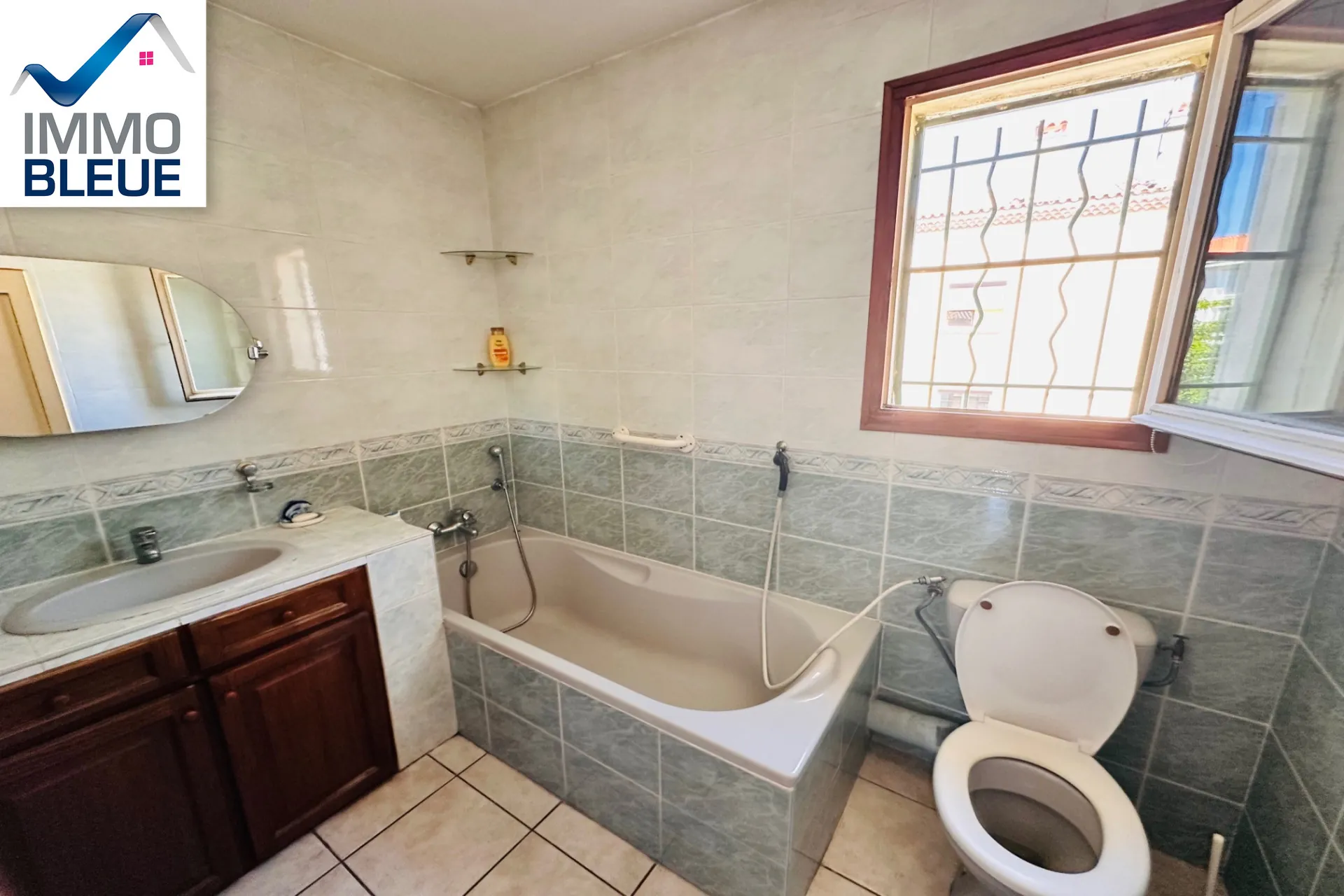 Belle maison T4 avec garage et extérieur à Martigues Jonquières 