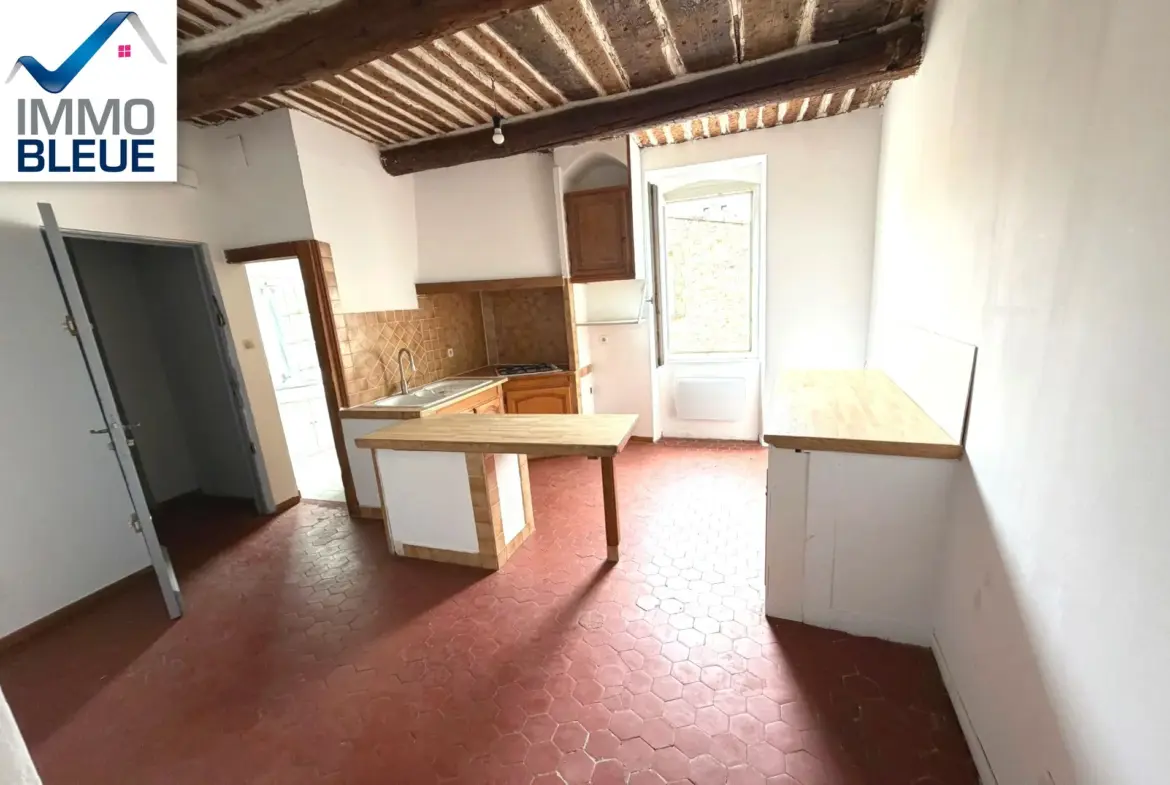 Appartement 2 pièces à Rognac - Charmant et lumineux, à rafraîchir 