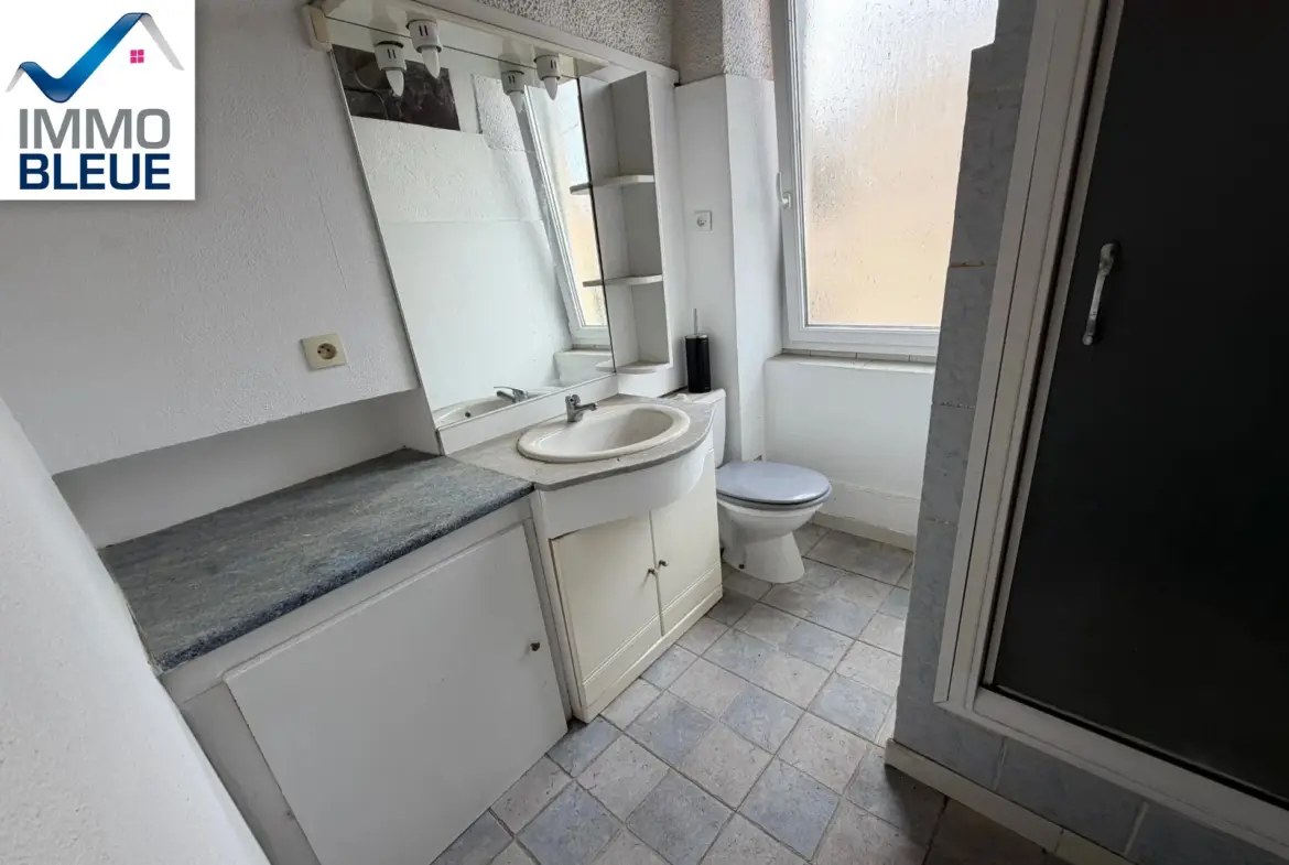 Appartement 2 pièces à Rognac - Charmant et lumineux, à rafraîchir 