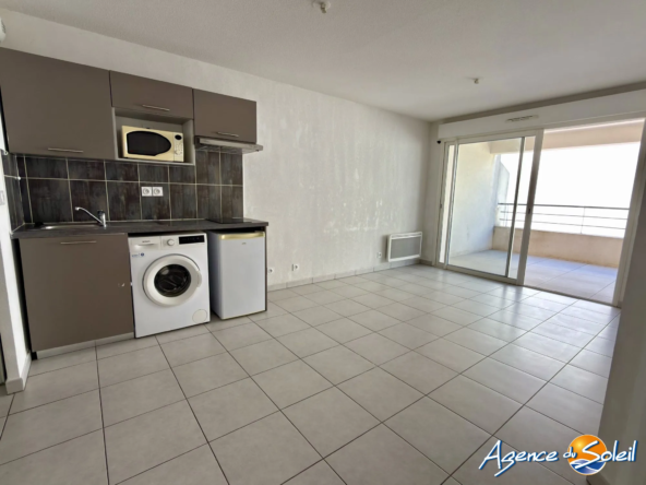 Bel appartement T2 bis avec terrasse et parking à Saint-Cyprien Village