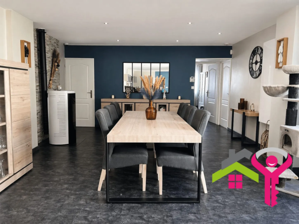 Maison semi-mitoyenne avec jardin, 4 chambres, hangar à Roeulx