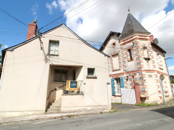 Maison ancienne à rénover à Rablay-sur-Layon - Projet de rénovation avec potentiel