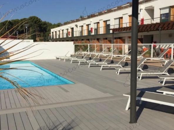 Appartement T1 avec terrasse et vue piscine à Éguilles près d'Aix-en-Provence