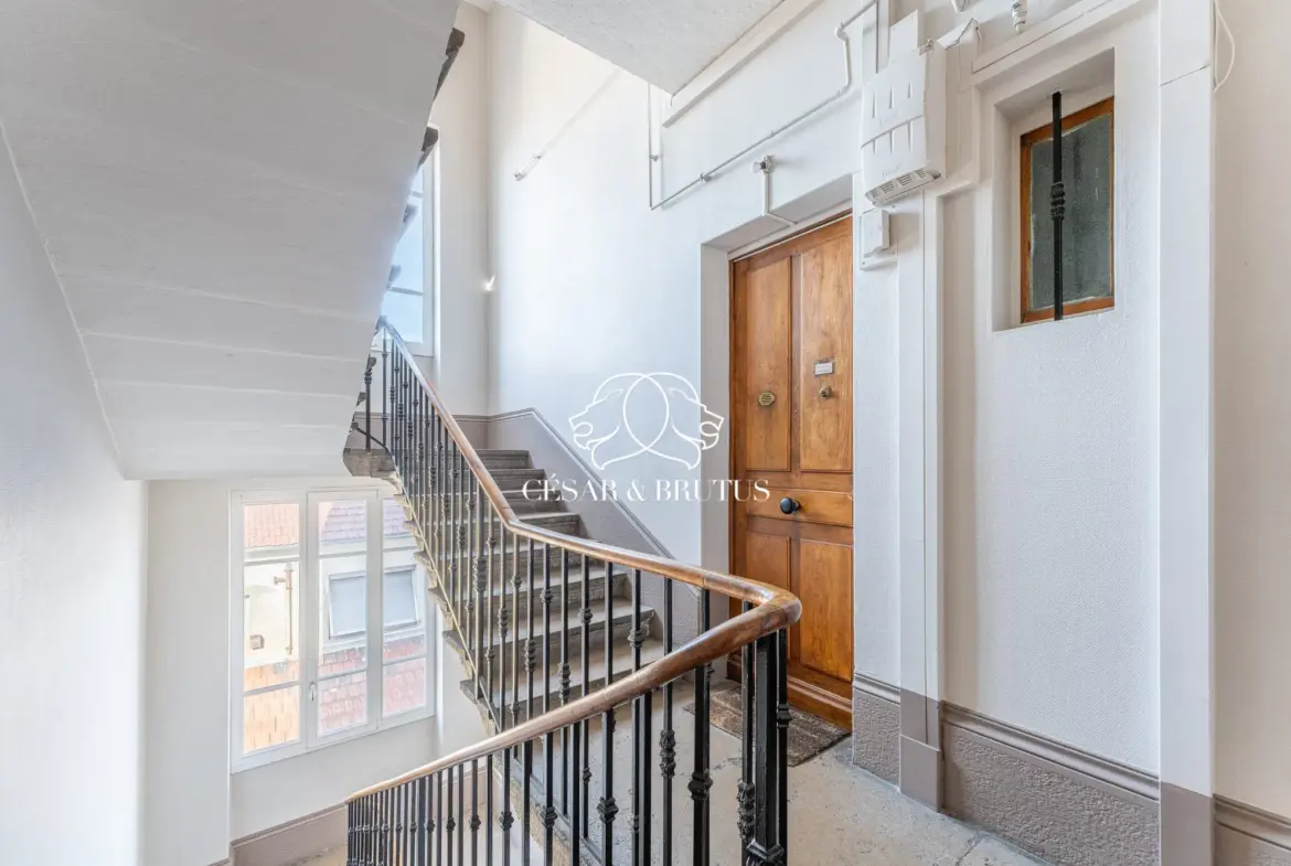 Appartement T2 lumineux avec potentiel de transformation à Lyon 69008 