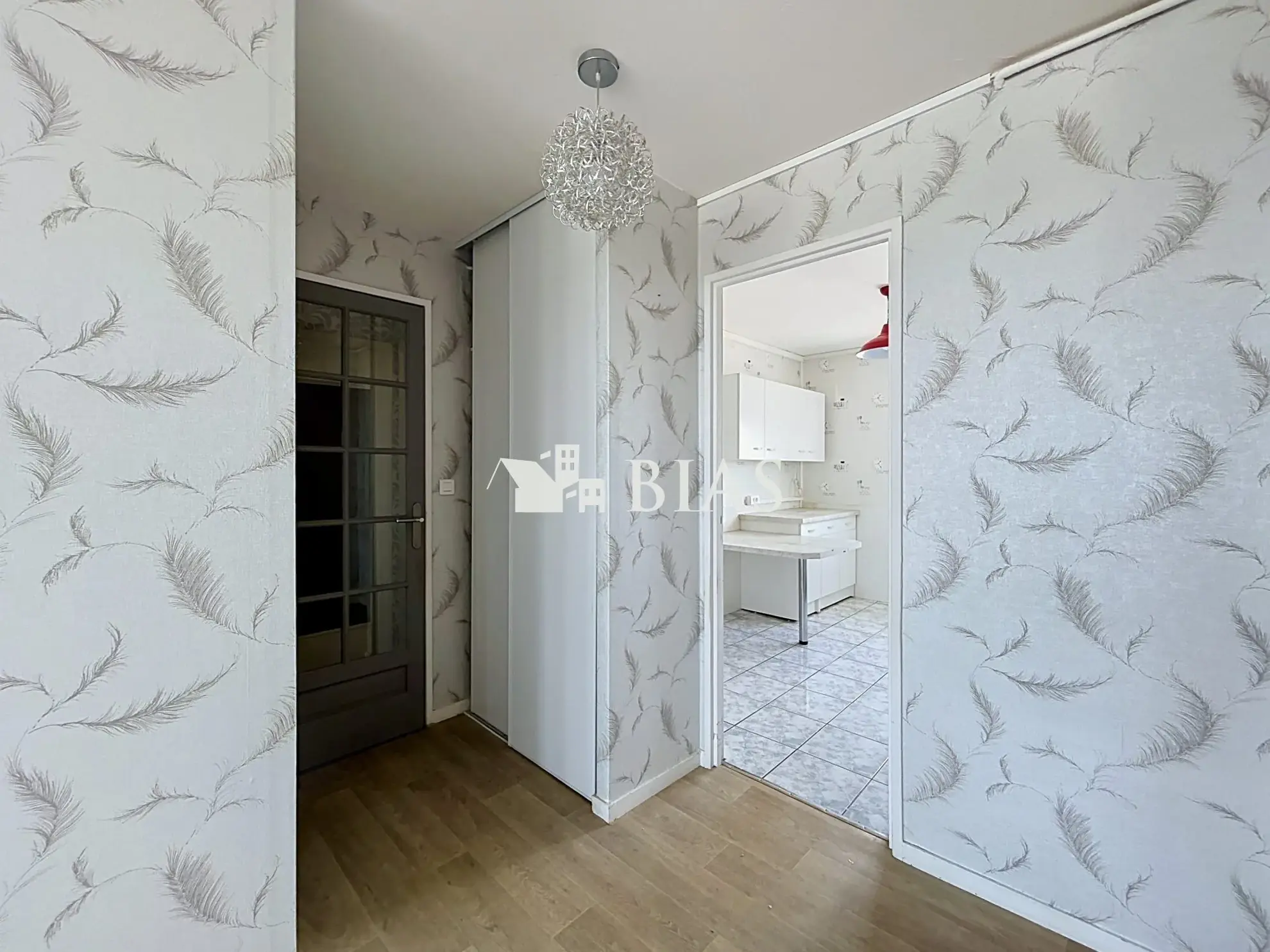 Appartement avec balcon, ascenseur et isolation extérieure à Maromme 