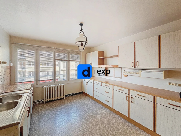 Spacieux appartement de 133 m² avec 4 chambres, ascenseur et parking à Boulogne-sur-Mer