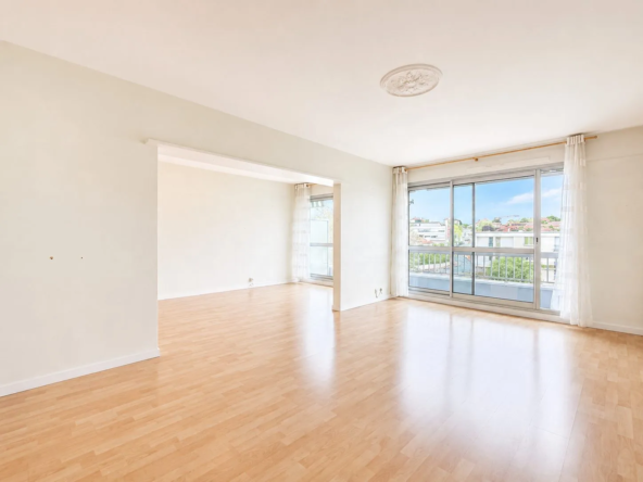 Bel appartement T3 avec balcon au dernier étage à Cournon-d'Auvergne