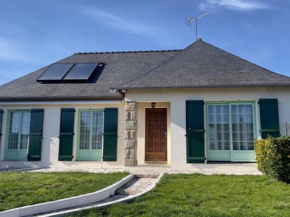 Maison à vendre à MOULAY (Mayenne) – Pavillon 92 m² avec terrain clos