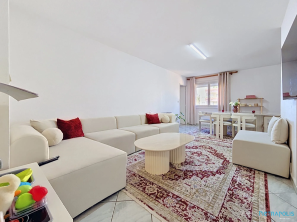 Appartement loué avec loggia, cave et parking à Saint-Apollinaire – Investissement rentable