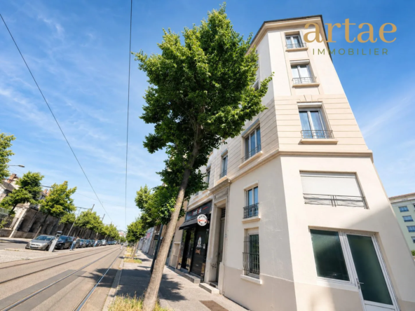 Appartement T2 à vendre à Lyon 7e secteur Jean Macé, proche transports et commerces