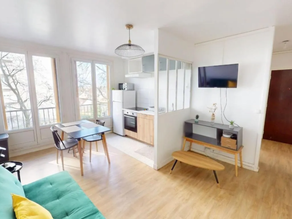 Appartement 3 pièces rénové à Orléans Gare avec terrasse et cave