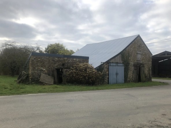 Bâtisse à rénover à Plessé, terrain de 1146 m², potentiel immobilier