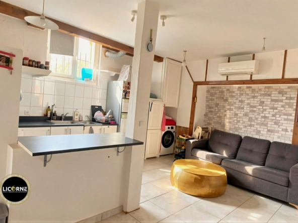 Pièce de vie salon Appartement T3 à vendre à Marseille dans le secteur Beauregard - Investissement idéal