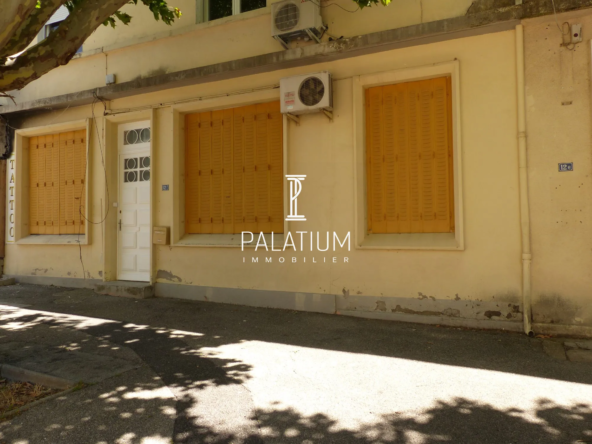 Local commercial rénové de 75 m² à Saint-Auban - Emplacement central