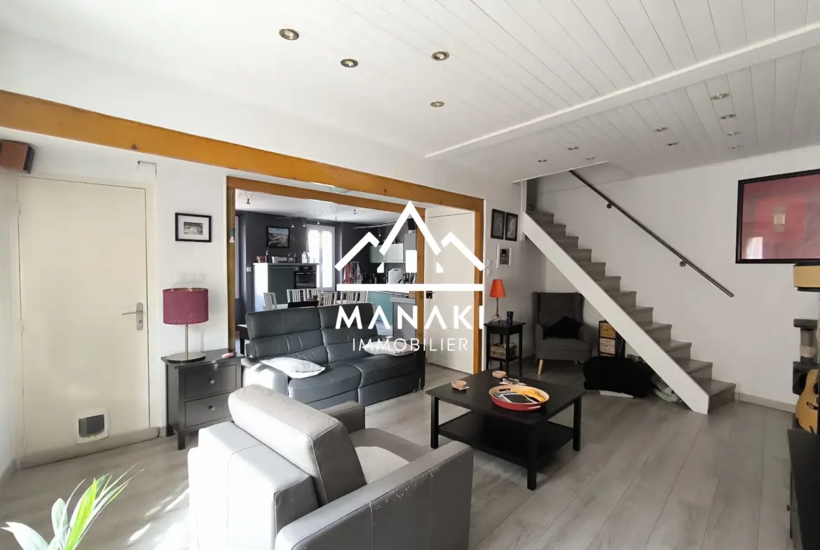 Charmante maison de village rénovée avec 3 chambres et 2 garages au Soler 