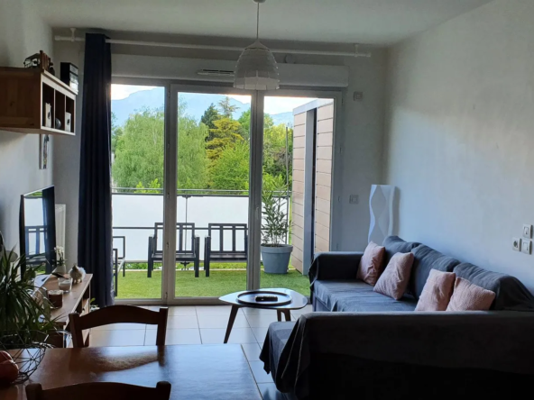 T2 avec terrasse à Montbonnot-Saint-Martin - Résidence sécurisée et parking