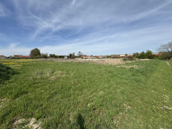 Terrain à vendre à Francheville - Constructible et Viabilisé