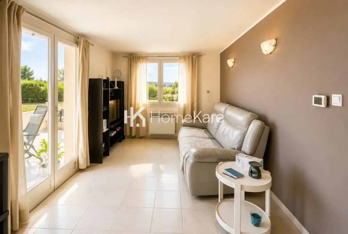 Maison avec deux logements, piscine et vue panoramique à Saint-Marcet 