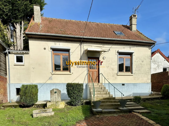façade avant Maison picarde rénovée avec 3 chambres, jardin et dépendance à Caix