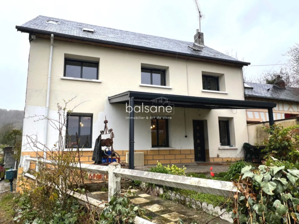 Maison de 108m² à Fontaine-Le-Bourg avec grand jardin et vue dégagée