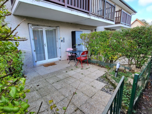 Appartement de 19 m² avec jardin et accès plage à Merville-Franceville
