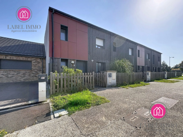 Maison moderne avec 3 chambres, jardin clos et parking à Condé-sur-l'Escaut