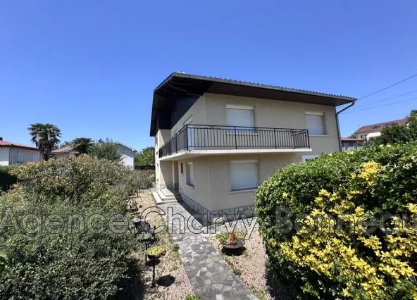 Belle maison familiale à Saint-Girons avec jardin et garage - 6 pièces
