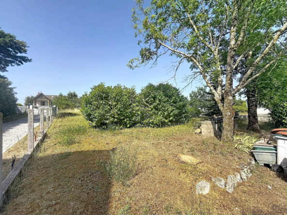Terrain à bâtir de 684 m² proche la ville aux Dames - Opportunité immobilière
