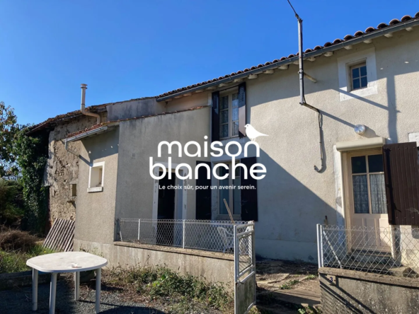 Maison de bourg à rénover avec grand terrain à Fomperron