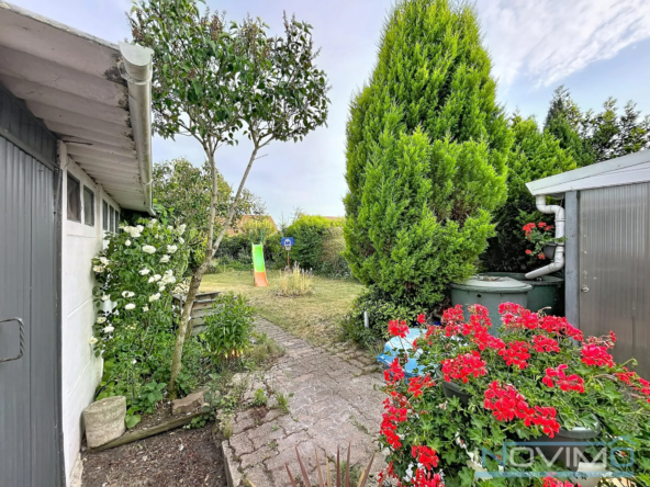 Maison 5 pièces à Ghyvelde avec jardin et garage - 71 m²