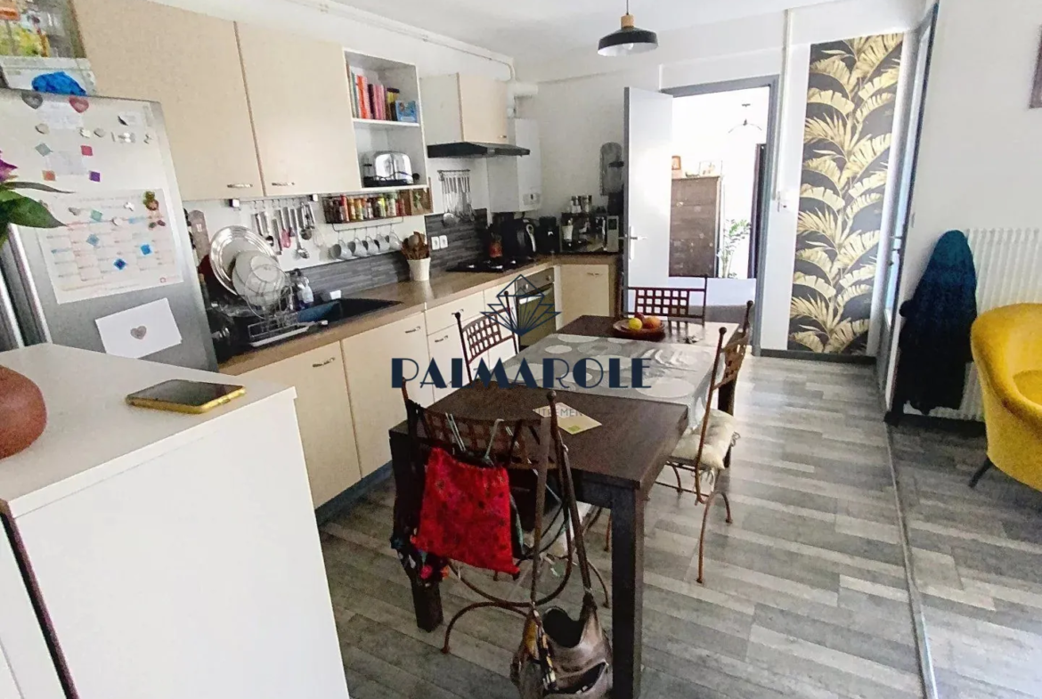Maison spacieuse à Perpignan Torcatis avec garage et deux appartements séparés
