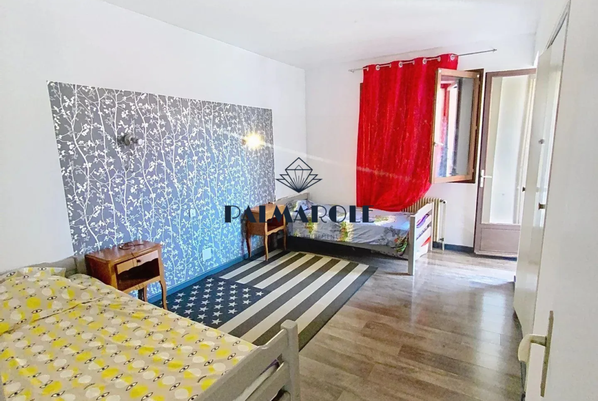 Maison spacieuse à Perpignan Torcatis avec garage et deux appartements séparés