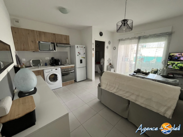 Appartement T2 avec terrasse, parking et rentabilité immédiate à Narbonne