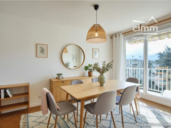 Appartement T4 à vendre à Échirolles avec balcon et cave