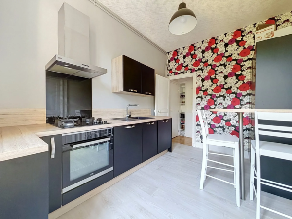 Appartement T4 rénové au centre de Châtel-Guyon, parfait pour résidence principale ou investissement