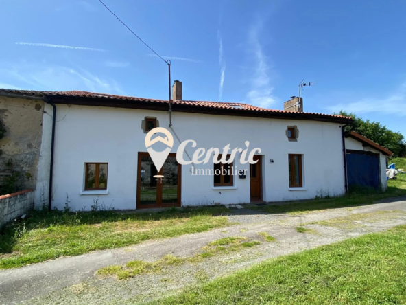 Maison ancienne de 150 m² à Clessé avec terrasse et terrain piscinable