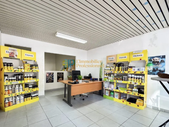 Local commercial à vendre à Lorient - 42 m² dans le quartier Keroman-Merville